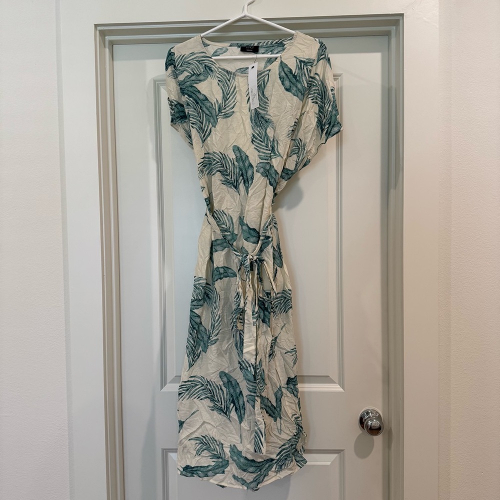 Vici Tropical Leaf Print Midi Dress in Green and Cream